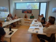 Un momento da reunión 